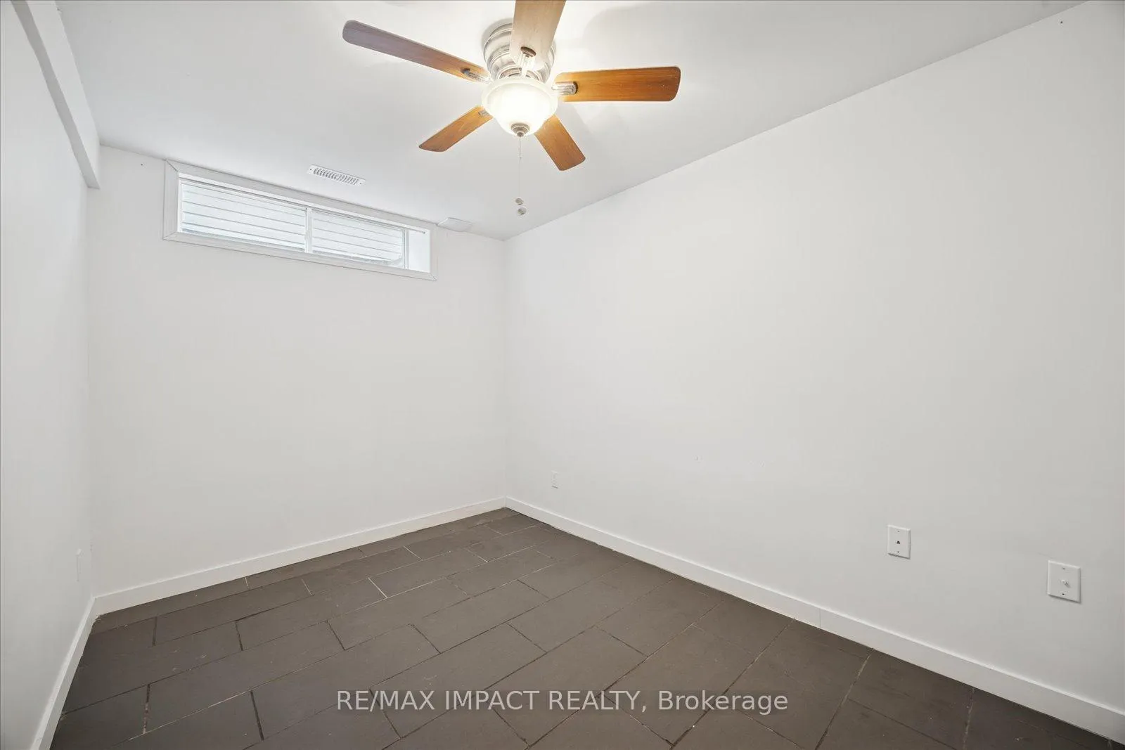 Photo 19 of 15 Fairway Drive, Clarington, Newcastle — HOMEH