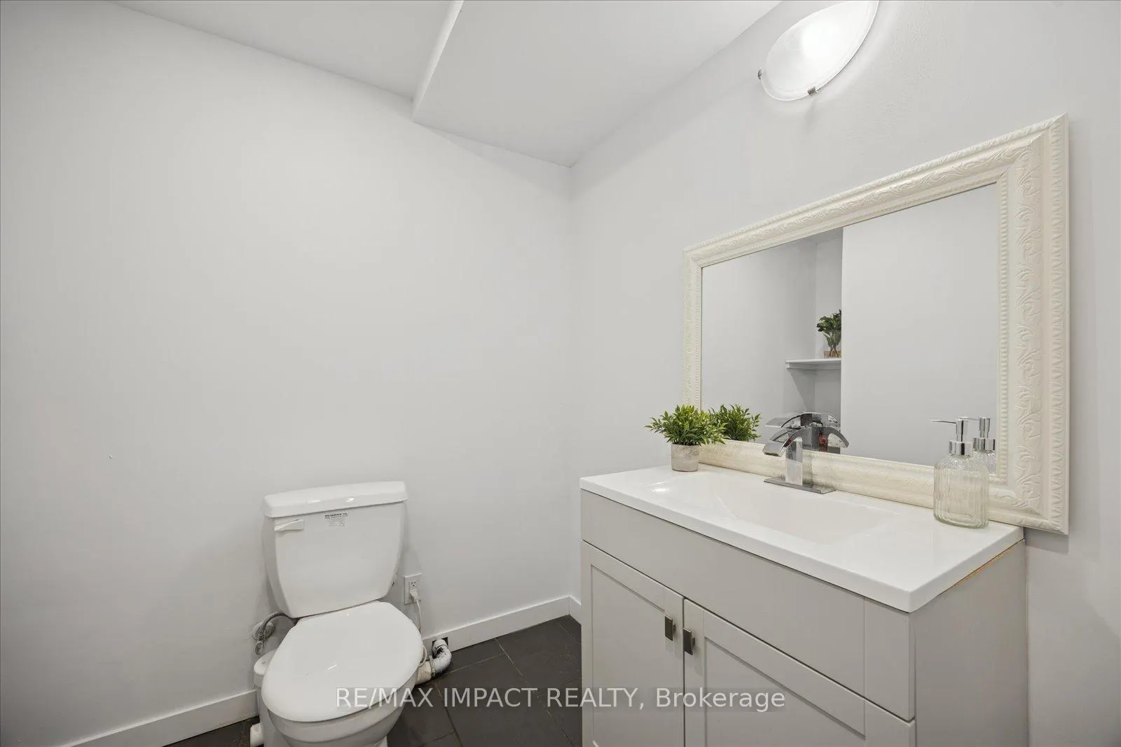 Photo 21 of 15 Fairway Drive, Clarington, Newcastle — HOMEH
