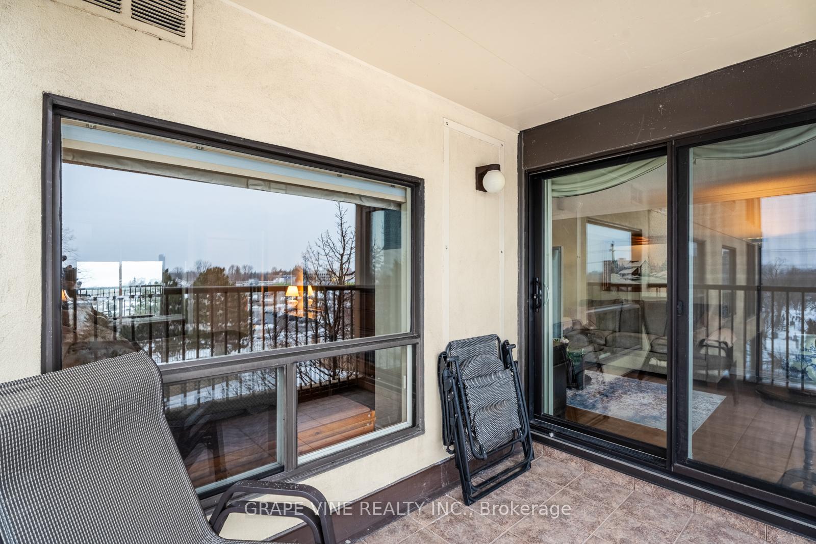 Photo 26 of Unit 206, 545 St Laurent Boulevard, Ottawa, Viscount Alexander Park — HOMEH