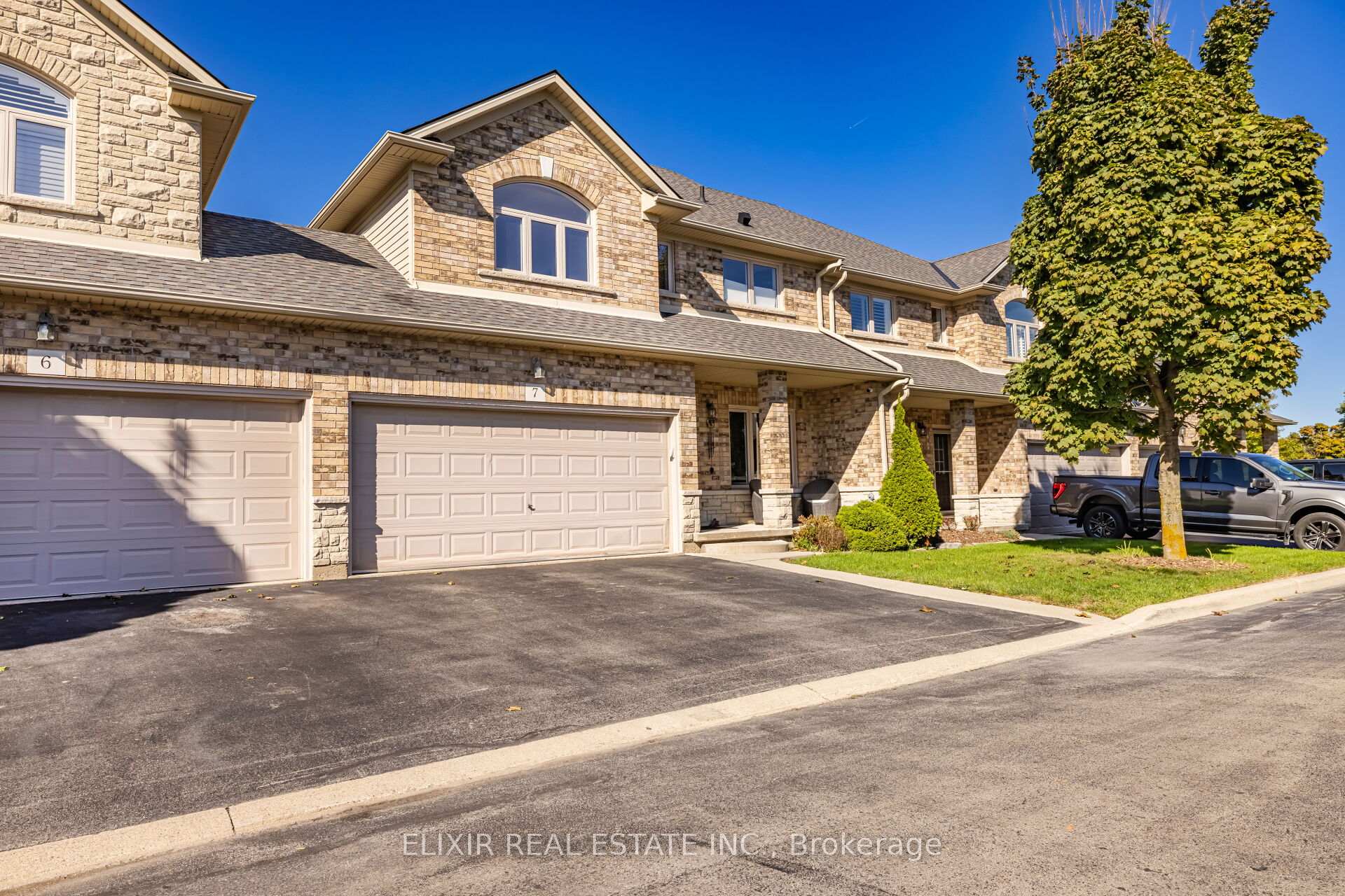 Photo 2 of Unit 7, 310 Southbrook Drive, Hamilton, Binbrook — HOMEH