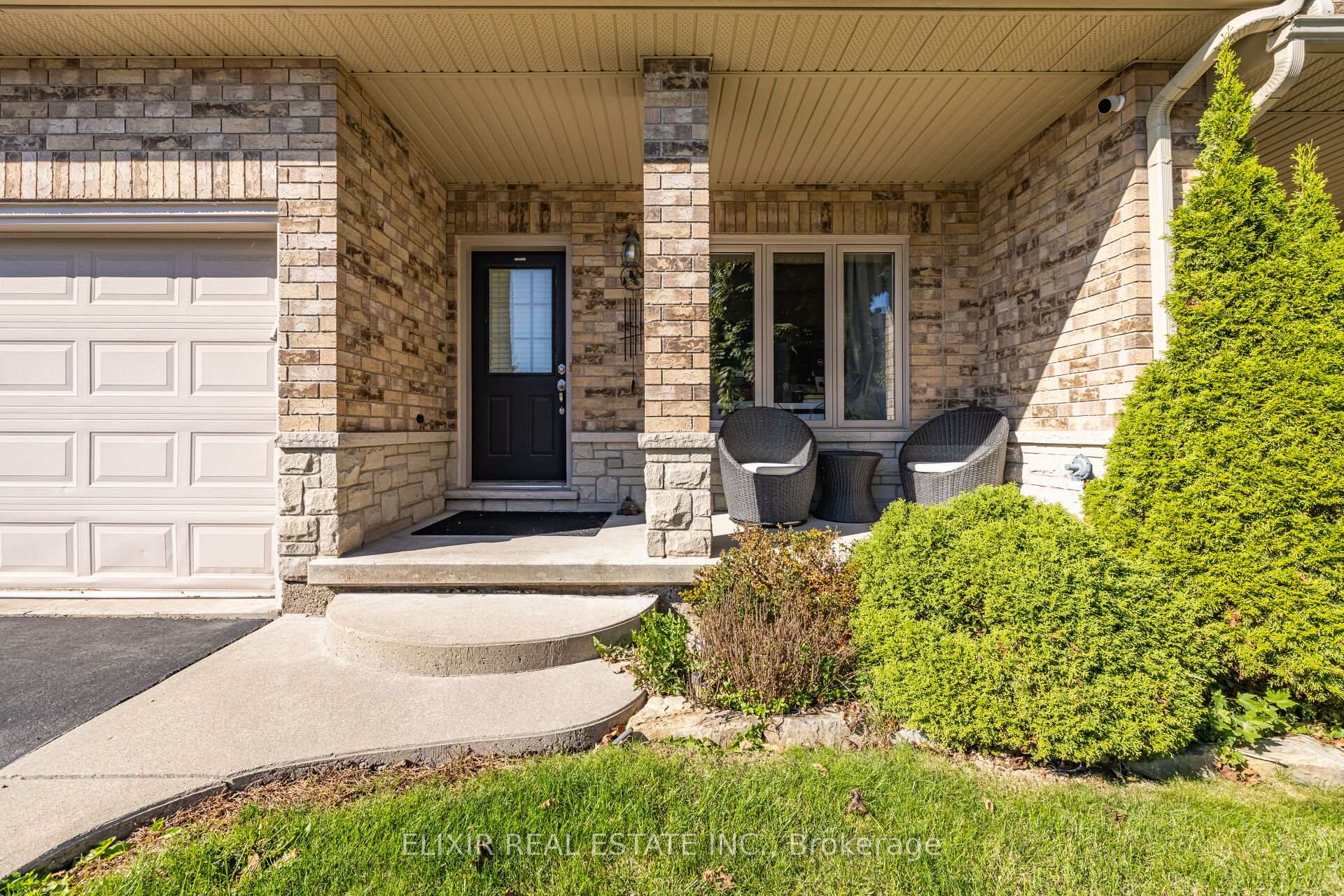 Photo 4 of Unit 7, 310 Southbrook Drive, Hamilton, Binbrook — HOMEH