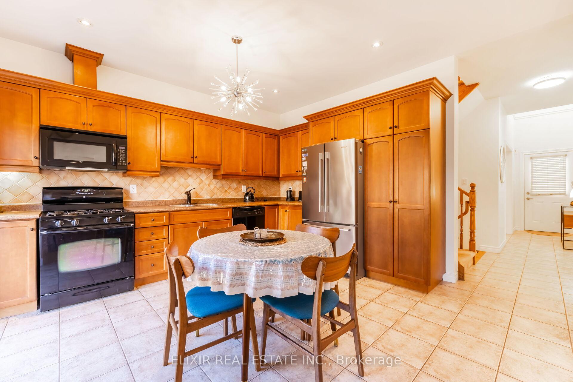 Photo 12 of Unit 7, 310 Southbrook Drive, Hamilton, Binbrook — HOMEH