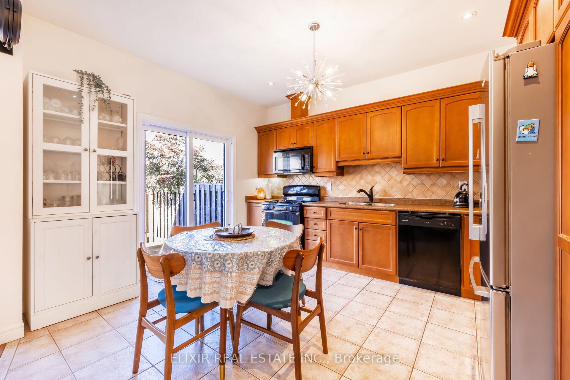 Photo 13 of Unit 7, 310 Southbrook Drive, Hamilton, Binbrook — HOMEH