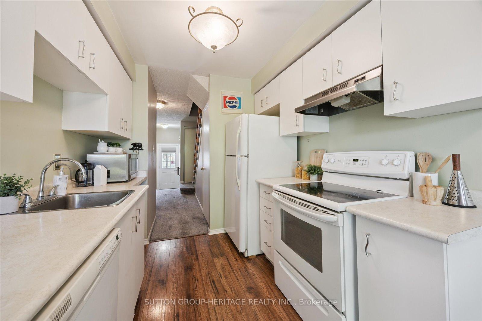 Photo 9 of Unit 26, 10 Bassett Boulevard, Whitby, Pringle Creek — HOMEH