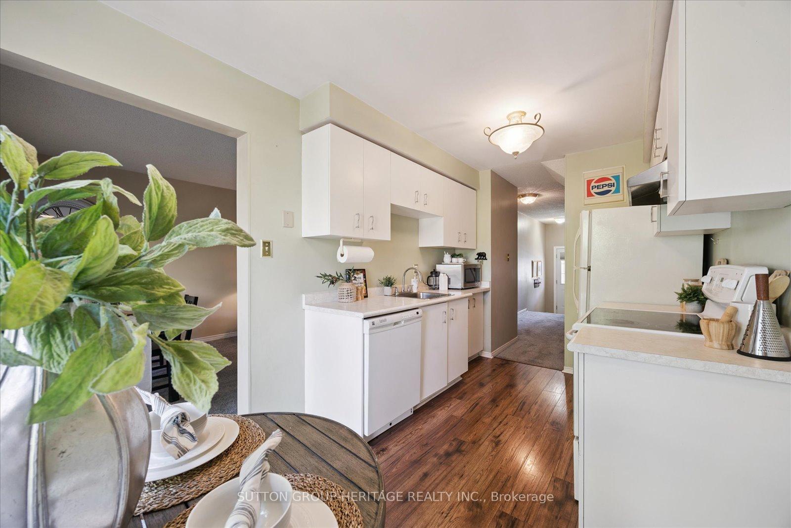 Photo 12 of Unit 26, 10 Bassett Boulevard, Whitby, Pringle Creek — HOMEH