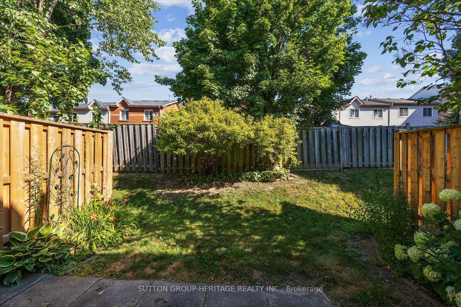 Photo 22 of Unit 26, 10 Bassett Boulevard, Whitby, Pringle Creek — HOMEH