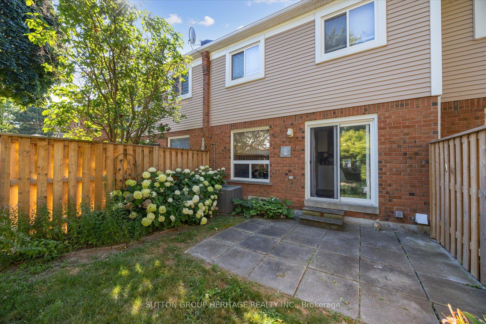Photo 24 of Unit 26, 10 Bassett Boulevard, Whitby, Pringle Creek — HOMEH