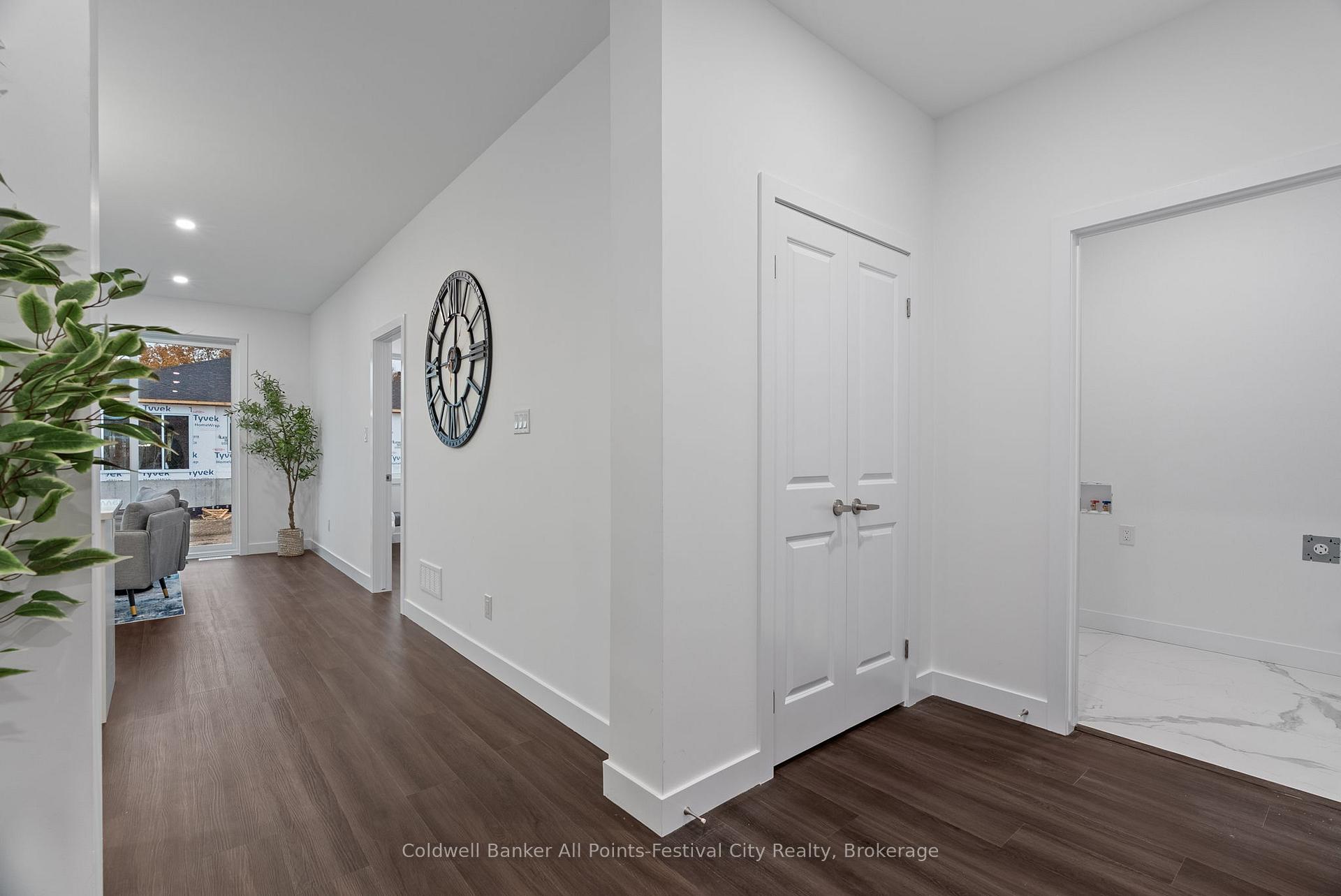 Photo 14 of 164 Park Street, Goderich, Goderich (Town) — HOMEH