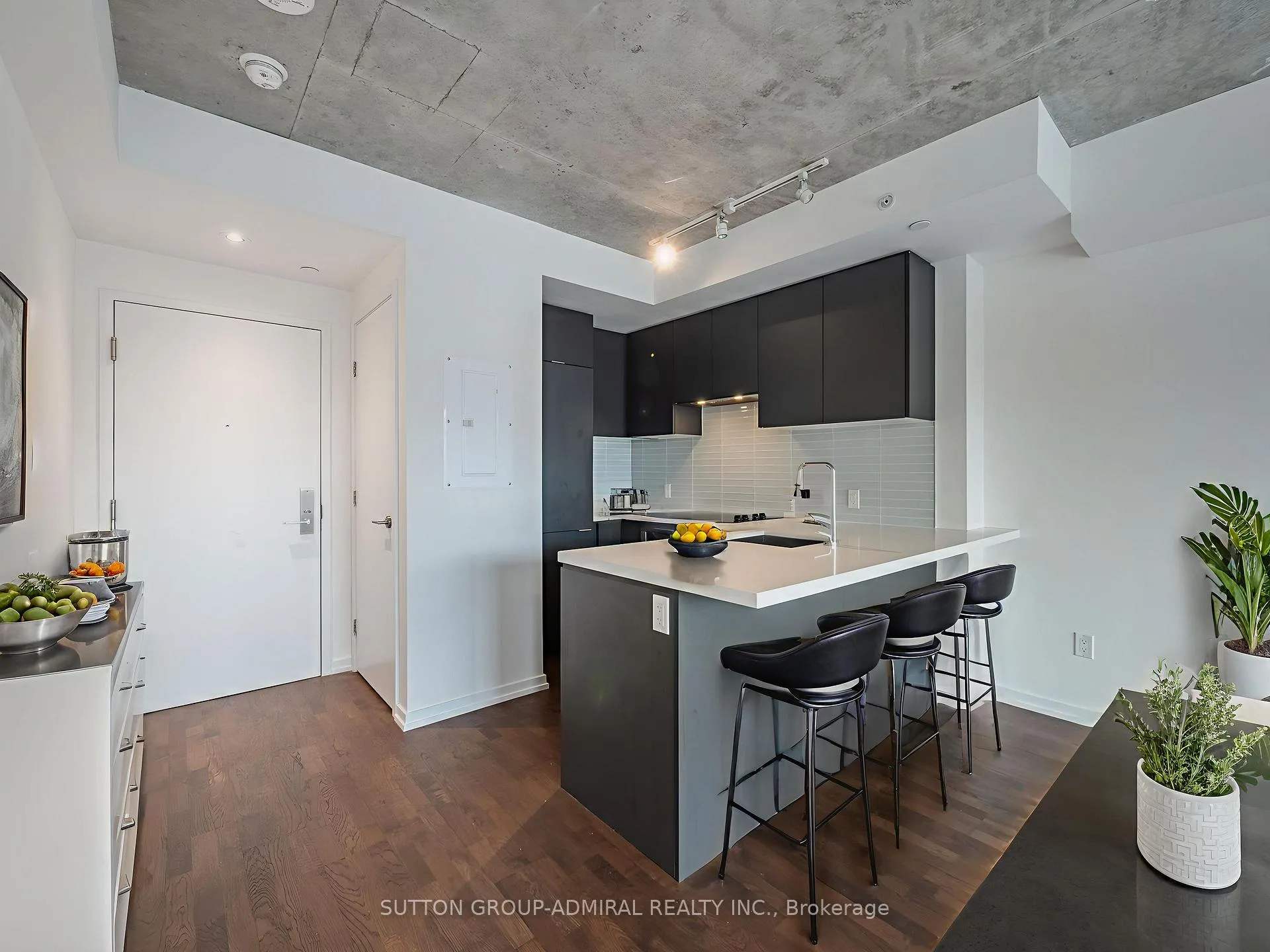 Front of Unit 704, 60 Colborne Street
