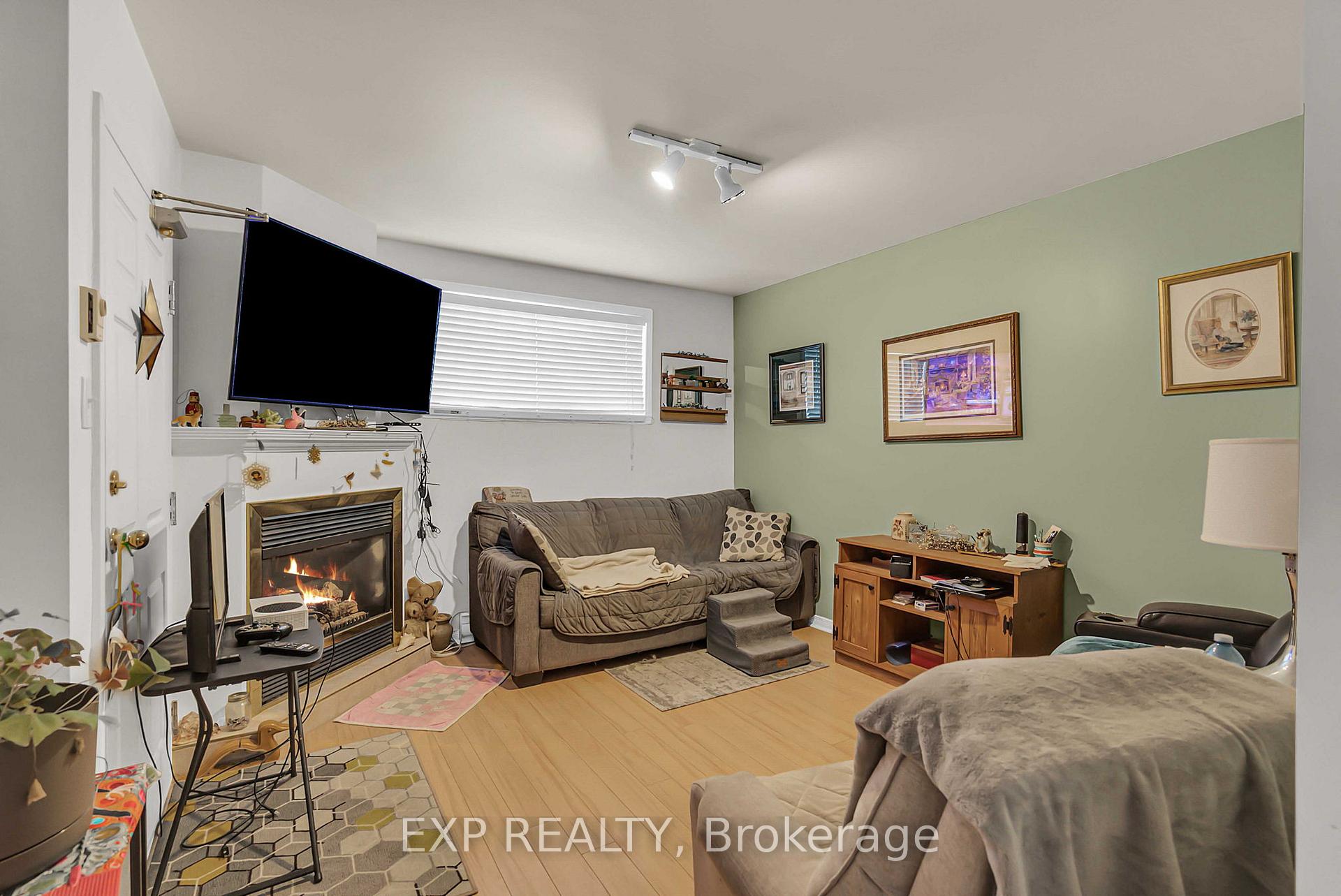 Photo 17 of 2093 Pitt Street, Cornwall — HOMEH