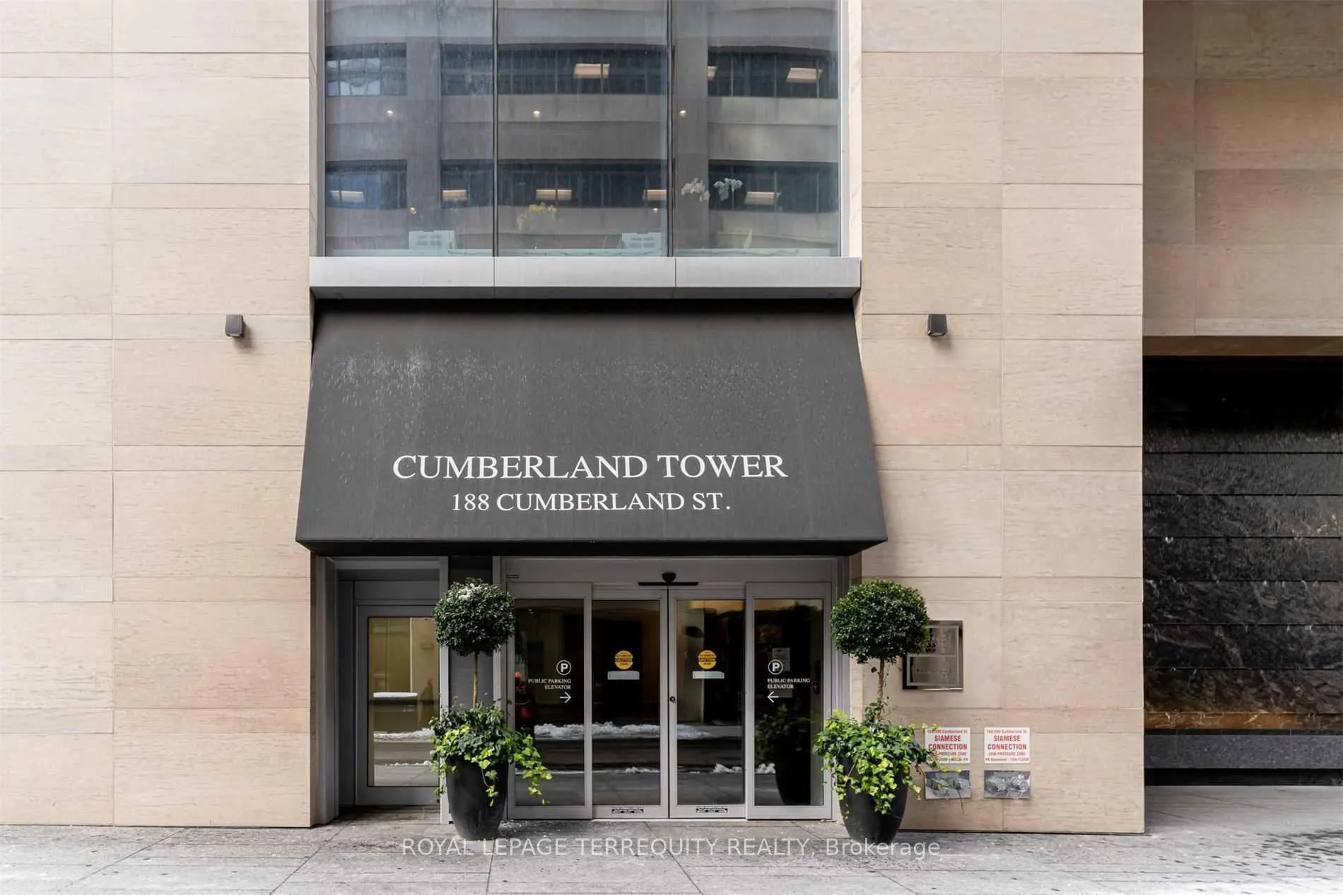 Front of Unit 1609, 188 Cumberland Street