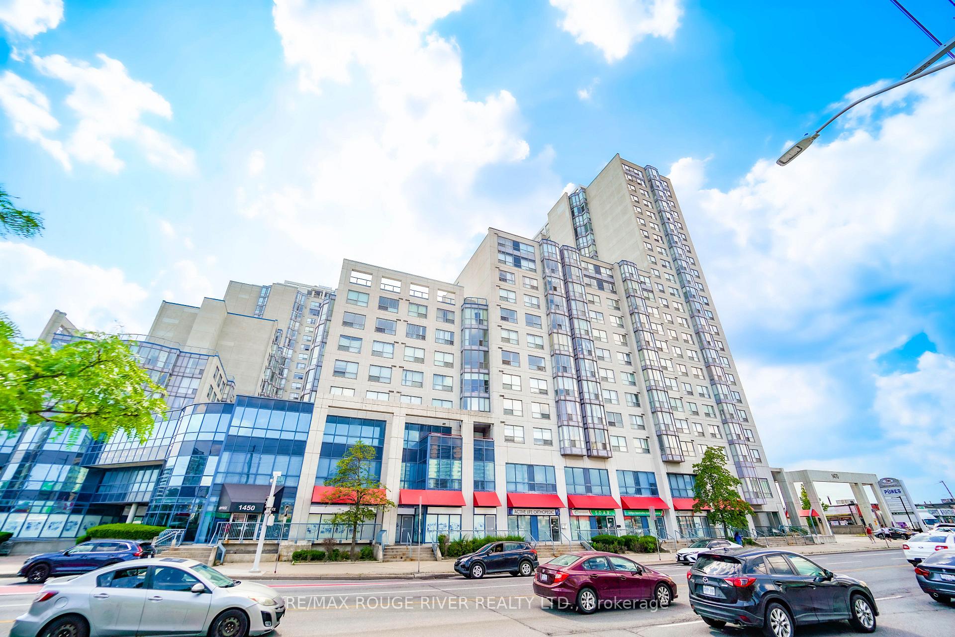 Front of Unit 1201, 1470 Midland Avenue