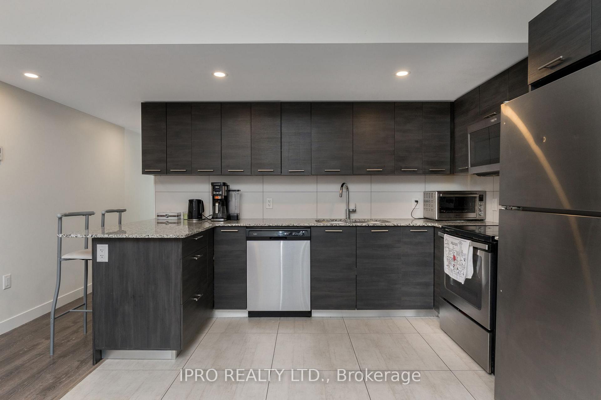 Photo 12 of Unit 117 (level one , unit 17), 338 Albert Street, Waterloo, Lakeshore Village — HOMEH