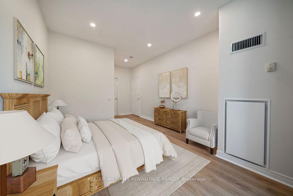 Photo 23 of Unit 111, 9 Boardwalk Drive, Toronto, The Beaches — HOMEH
