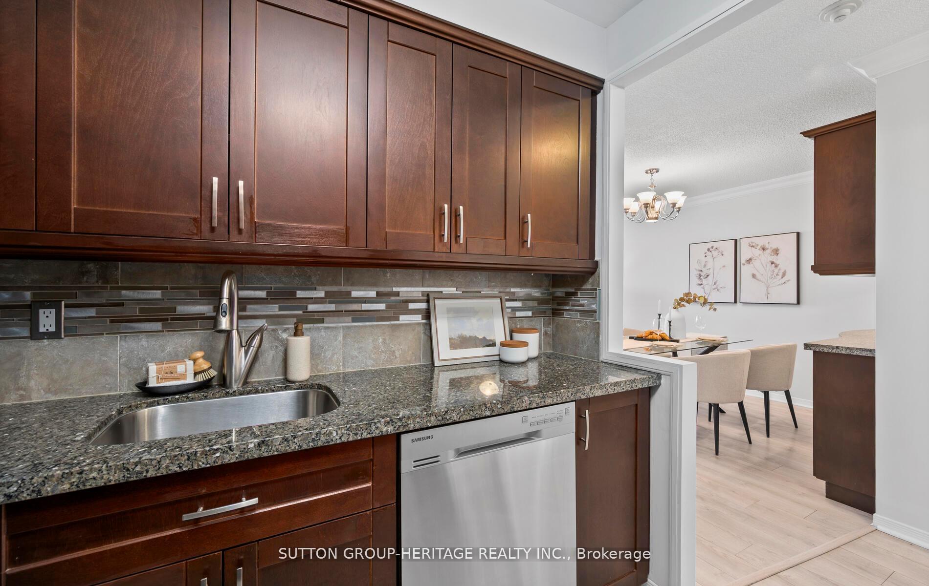 Photo 7 of Unit 1015, 1000 The Esplanade Avenue N, Pickering, Town Centre — HOMEH