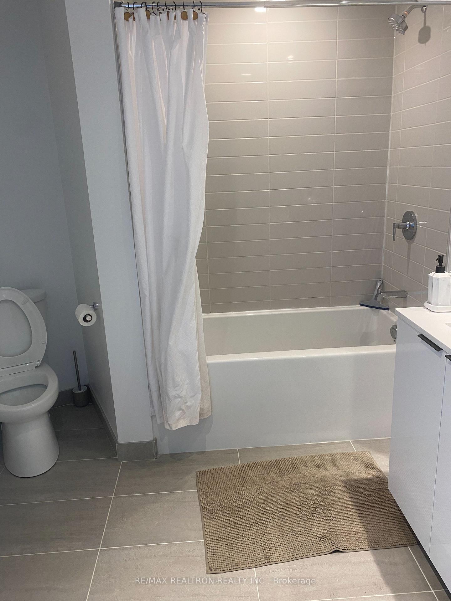 Photo 6 of Unit 906, 50 Power Street, Toronto, Moss Park — HOMEH
