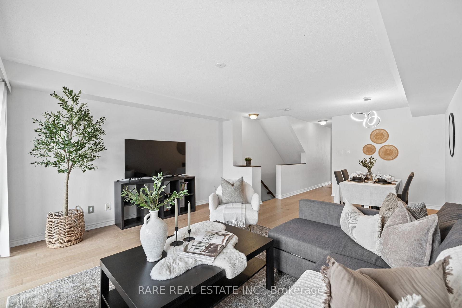 Photo 4 of Unit C, 1126 Klondike Road, Ottawa, Kanata - Morgan's Grant/South March — HOMEH