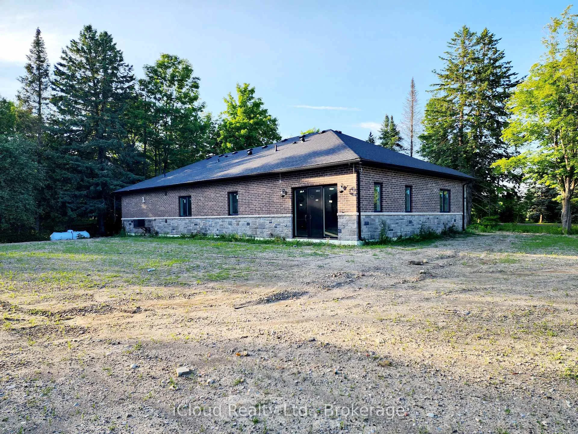 Photo 26 of 5826 Third Line, Erin, Rural Erin — HOMEH