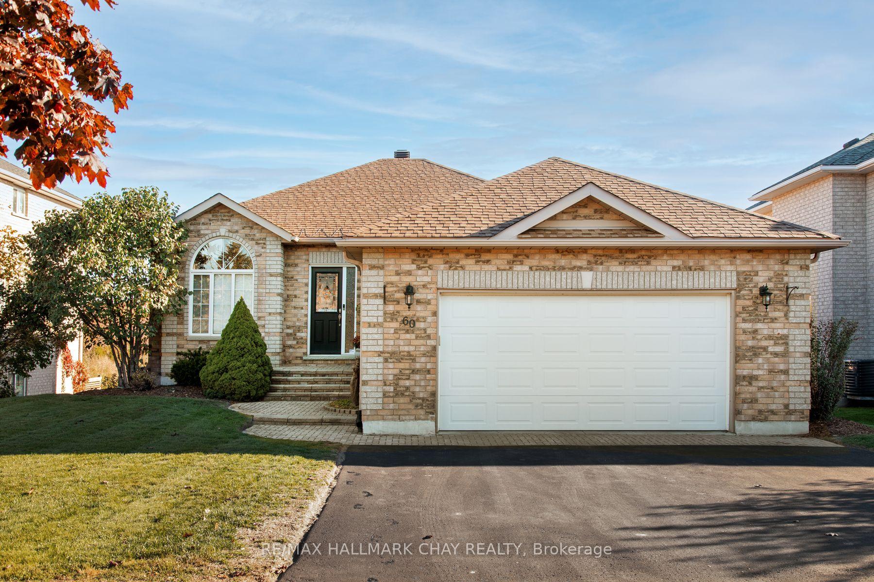 Photo 1 of 60 Crompton Drive, Barrie, Little Lake — HOMEH
