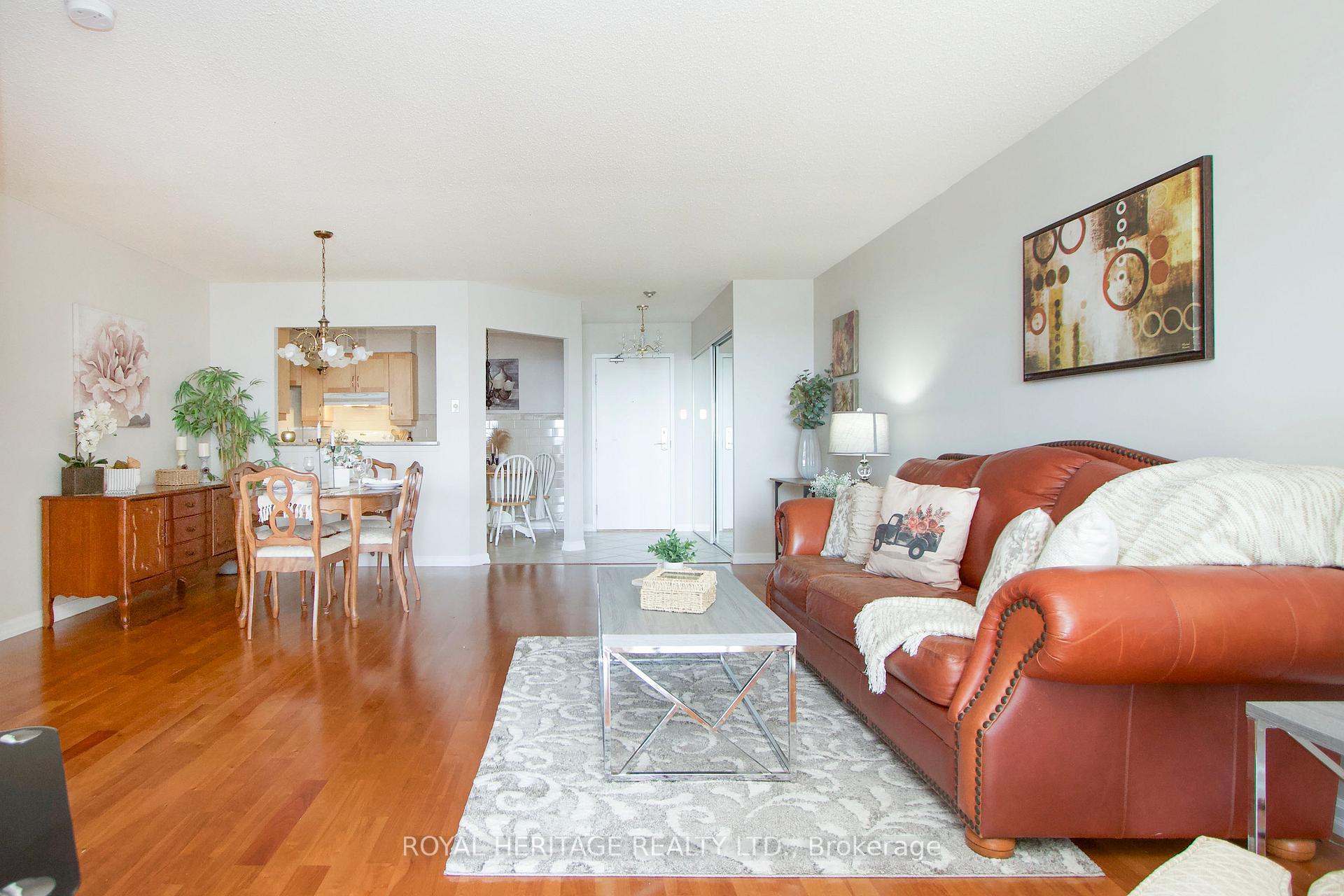 Photo 6 of Unit 1011, 1890 Valley Farm Road, Pickering, Town Centre — HOMEH
