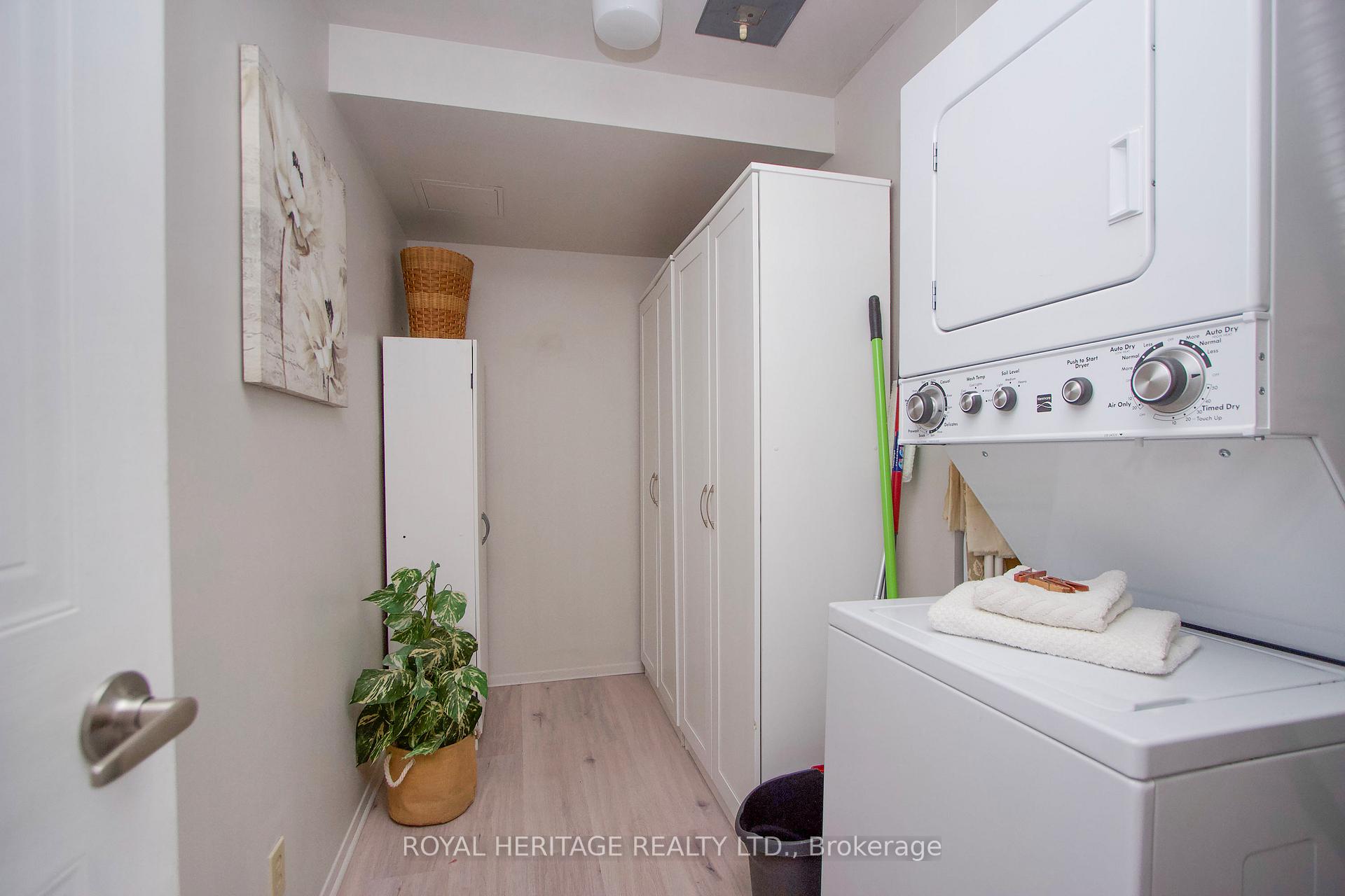 Photo 21 of Unit 1011, 1890 Valley Farm Road, Pickering, Town Centre — HOMEH