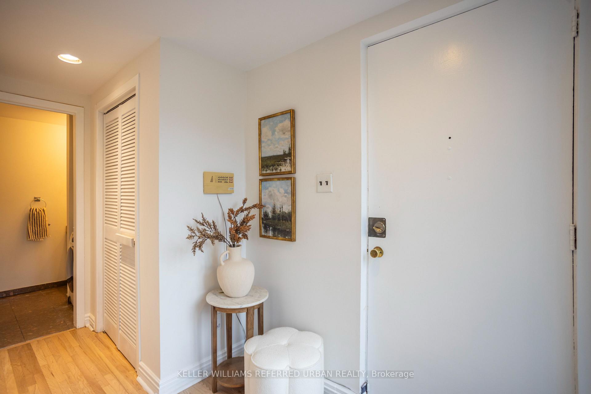 Photo 2 of Unit 6, 2366 Queen Street E, Toronto, The Beaches — HOMEH