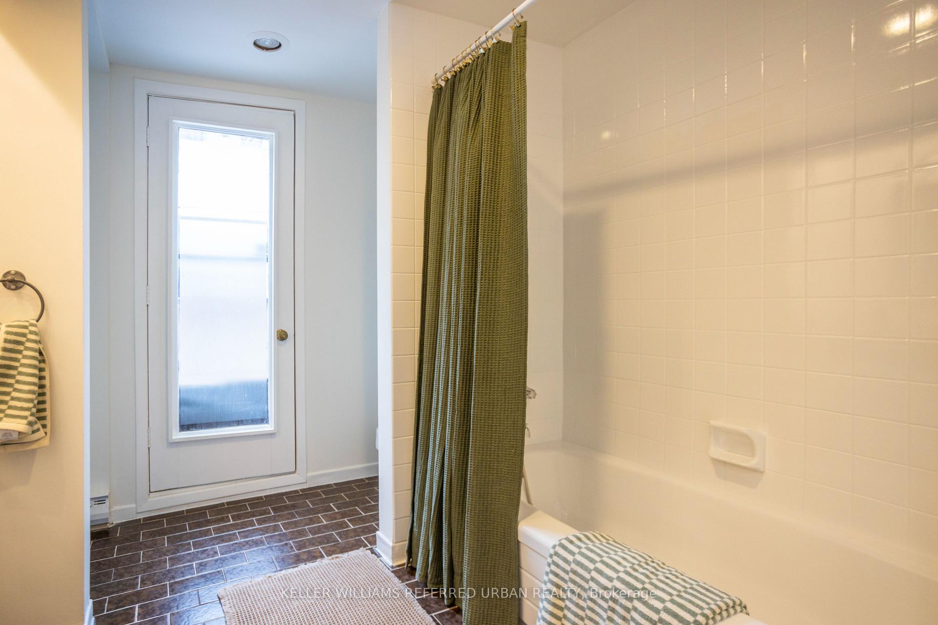Photo 19 of Unit 6, 2366 Queen Street E, Toronto, The Beaches — HOMEH