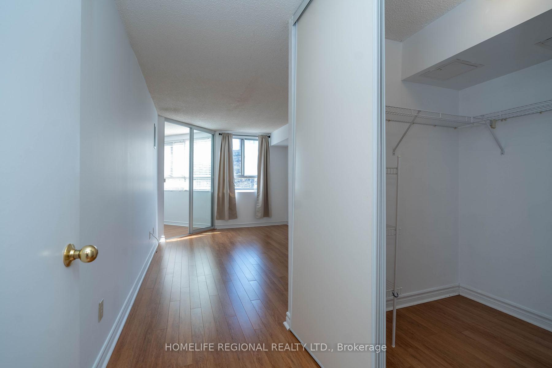 Photo 13 of Unit 412, 4 Park Vista, Toronto, O'Connor-Parkview — HOMEH