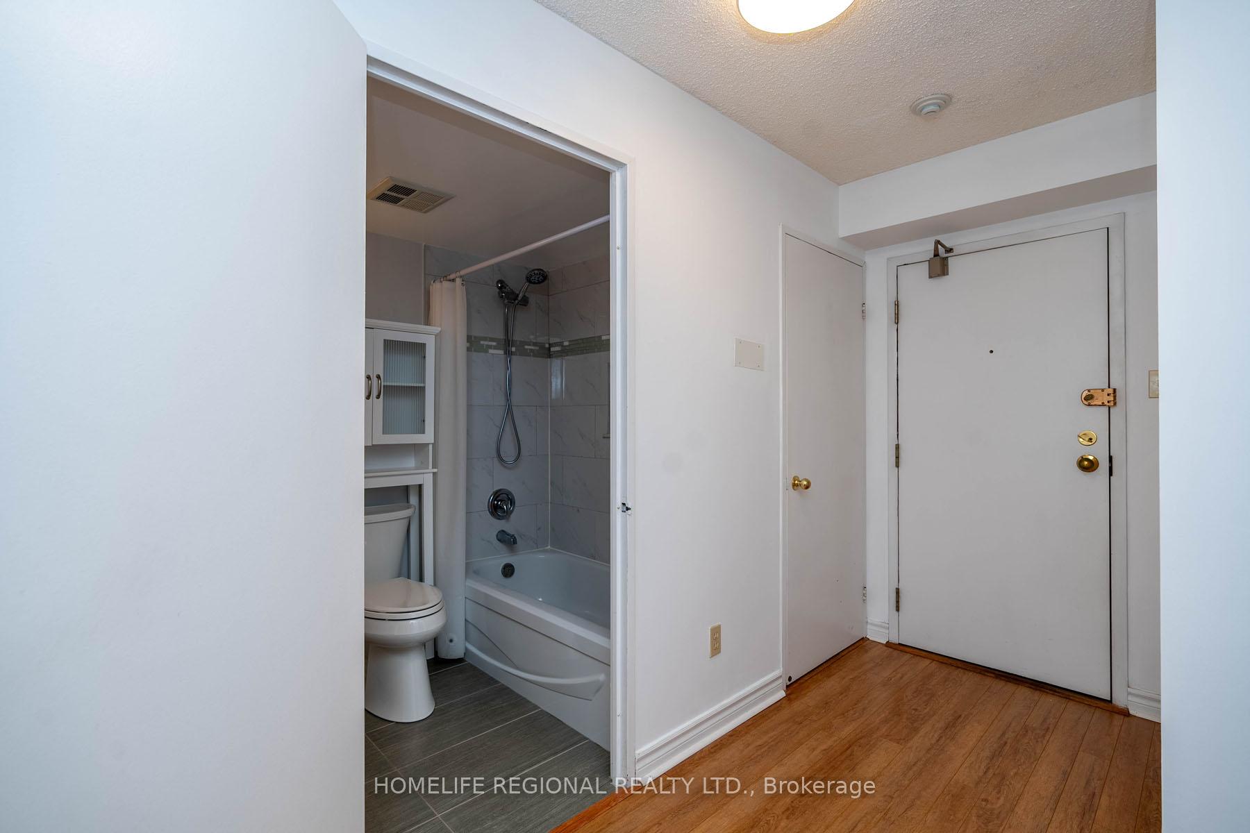 Photo 17 of Unit 412, 4 Park Vista, Toronto, O'Connor-Parkview — HOMEH