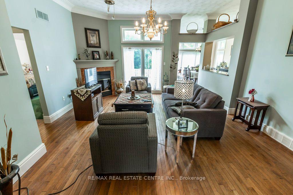 Photo 7 of 34 Nimmo Street, Brant, Paris — HOMEH