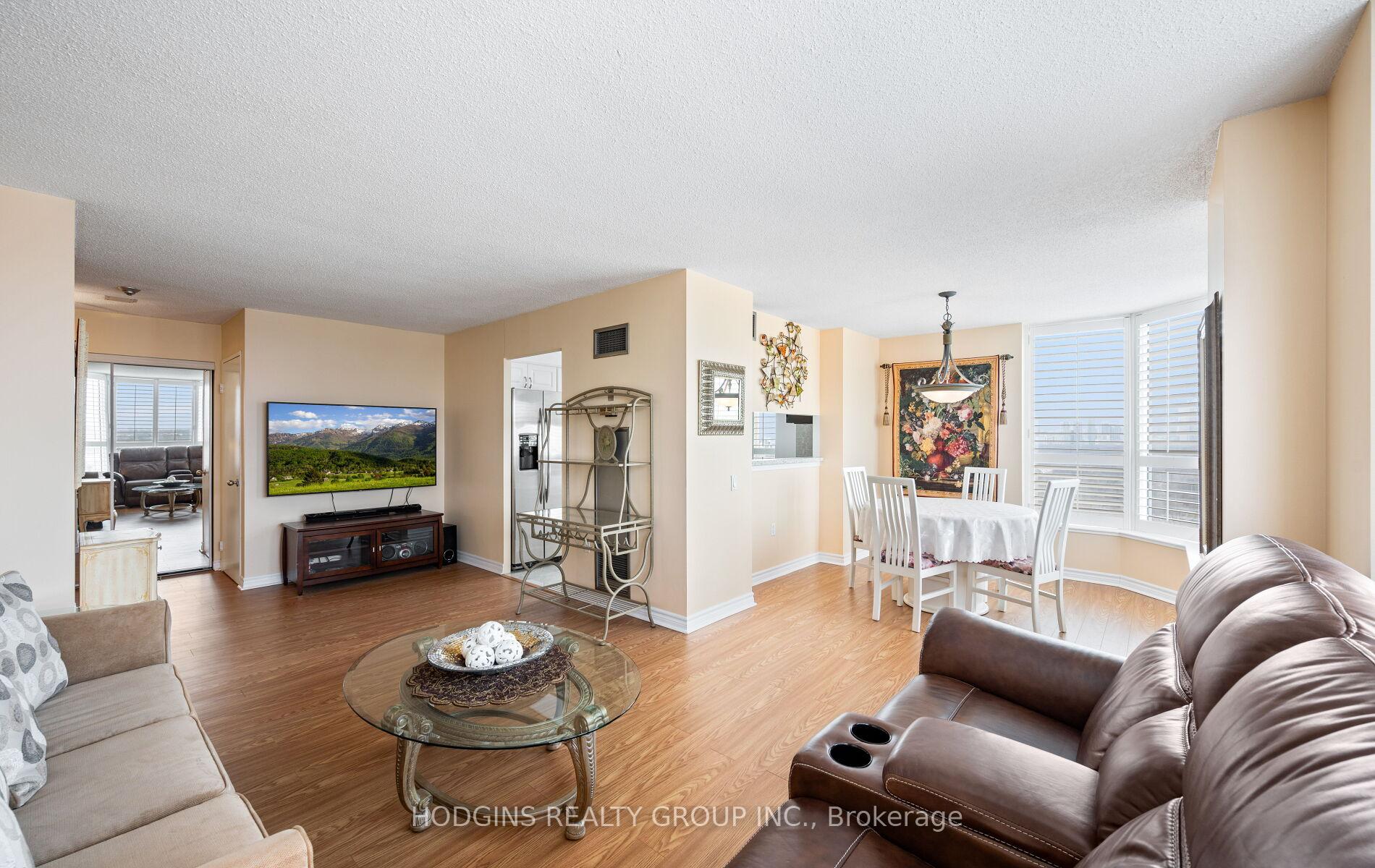 Photo 5 of Unit 1904, 21 Overlea Boulevard, Toronto, Thorncliffe Park — HOMEH