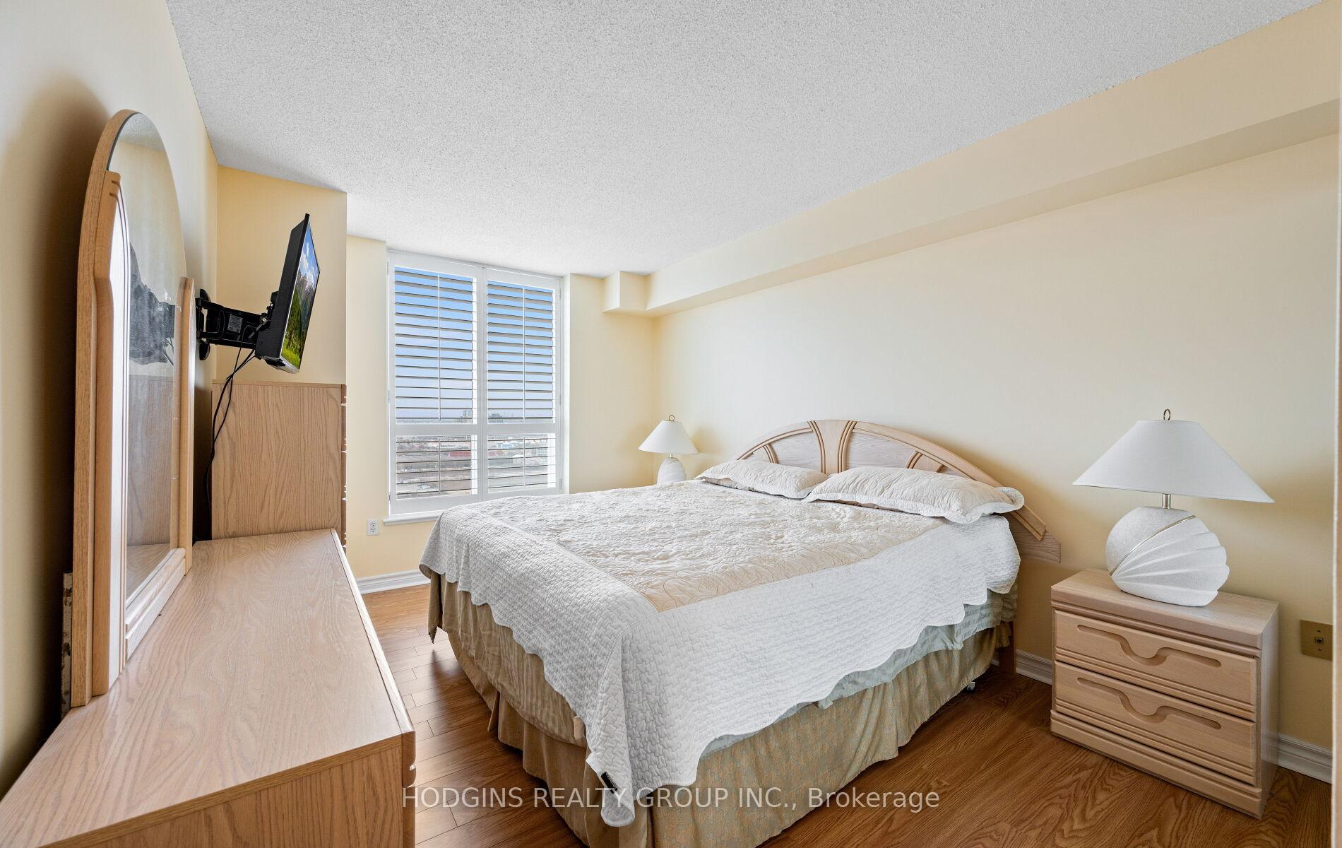 Photo 13 of Unit 1904, 21 Overlea Boulevard, Toronto, Thorncliffe Park — HOMEH