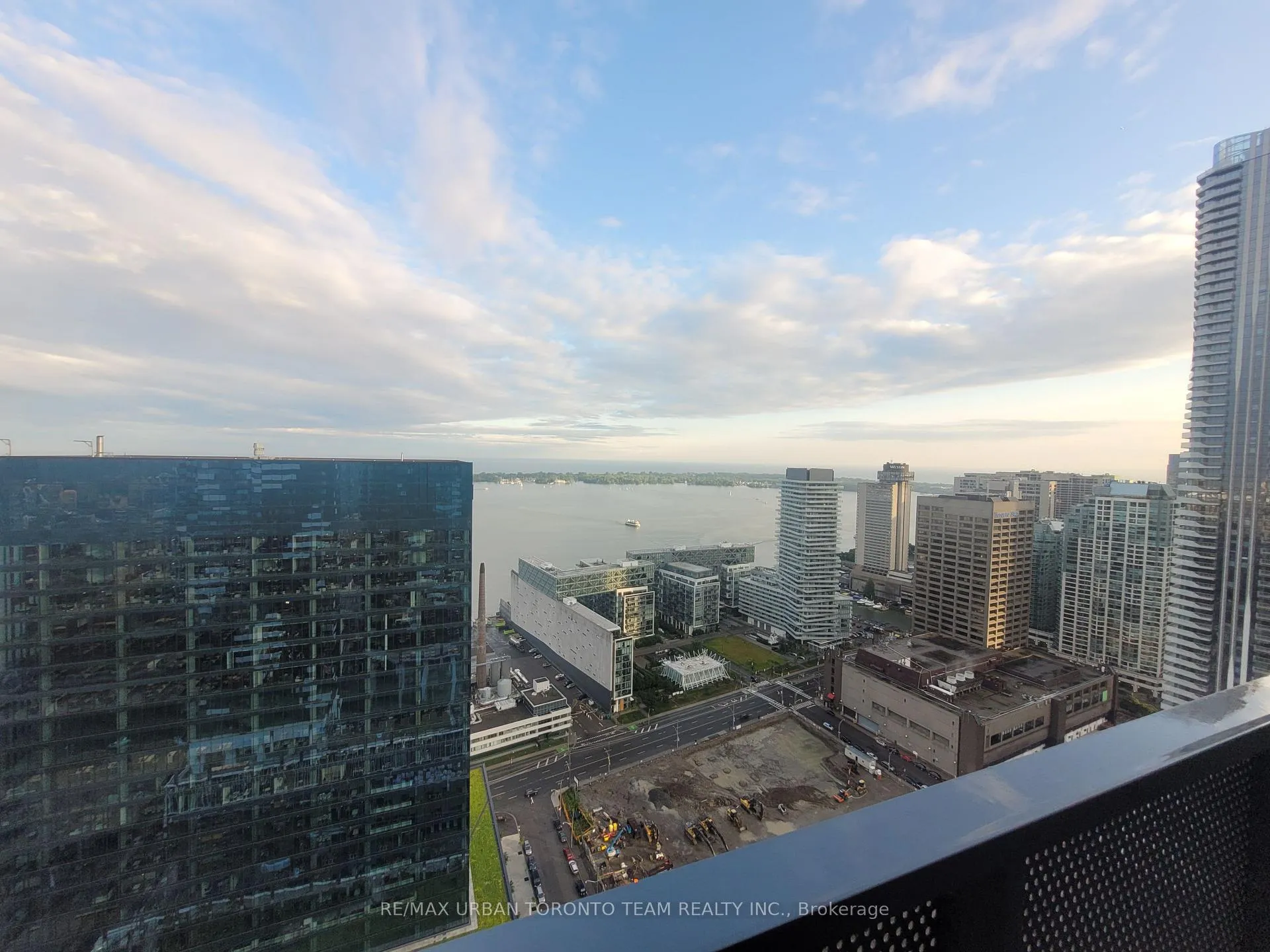 Photo 2 of Unit 4310, 55 Cooper Street, Toronto, Waterfront Communities — HOMEH