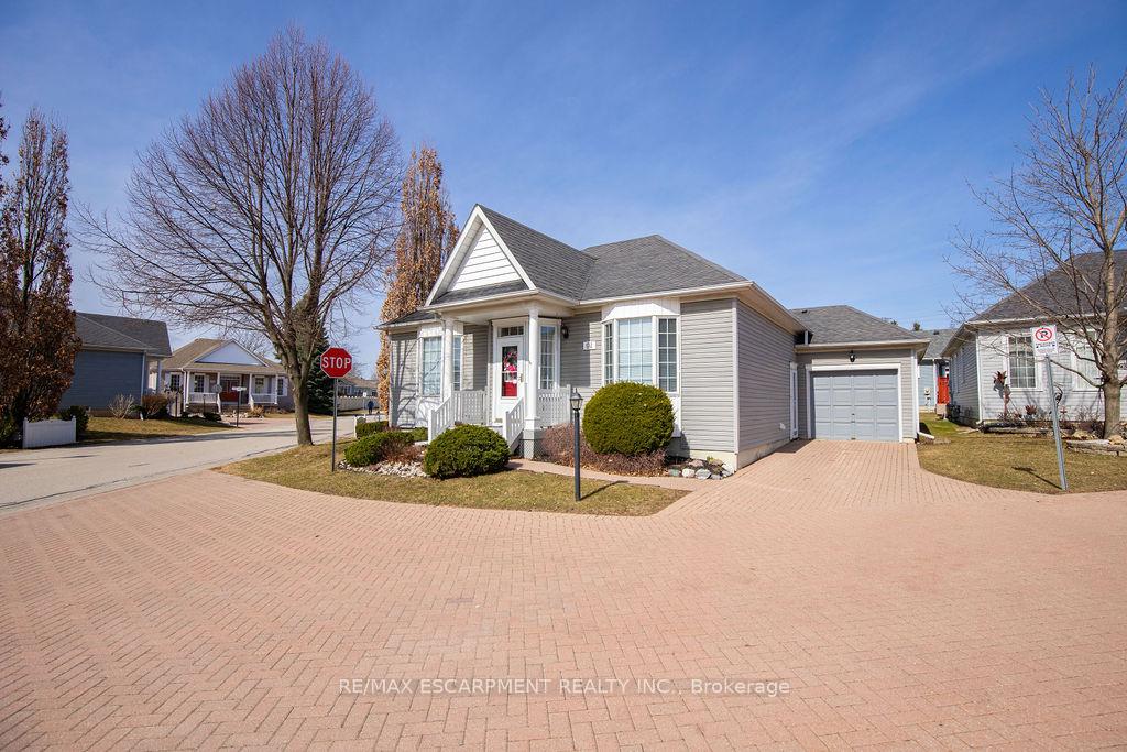 Photo 1 of 91 Silverbirch Boulevard, Hamilton, Villages of Glancaster — HOMEH