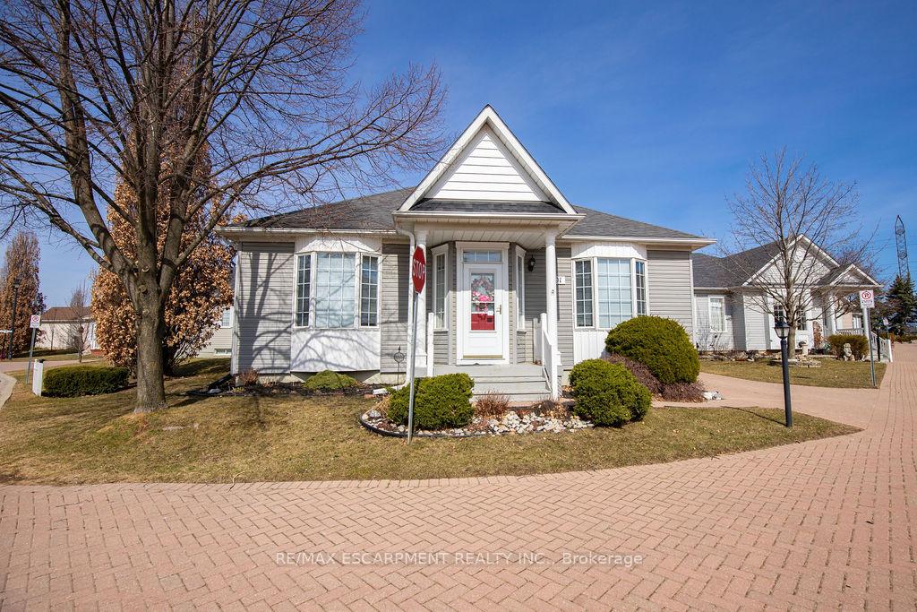 Photo 4 of 91 Silverbirch Boulevard, Hamilton, Villages of Glancaster — HOMEH