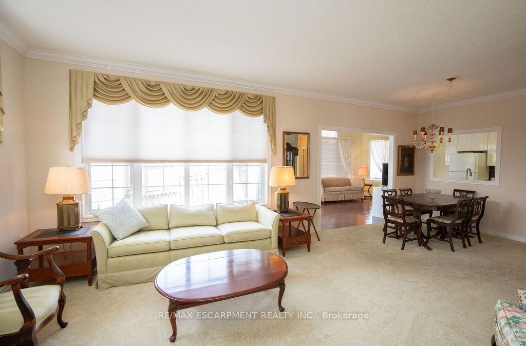 Photo 13 of 91 Silverbirch Boulevard, Hamilton, Villages of Glancaster — HOMEH