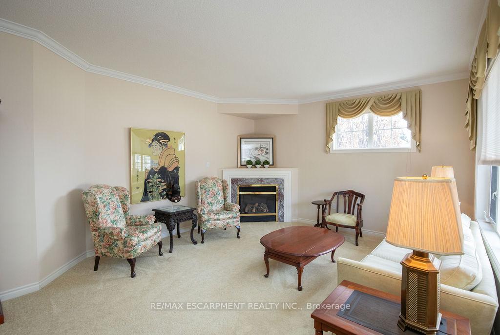 Photo 18 of 91 Silverbirch Boulevard, Hamilton, Villages of Glancaster — HOMEH