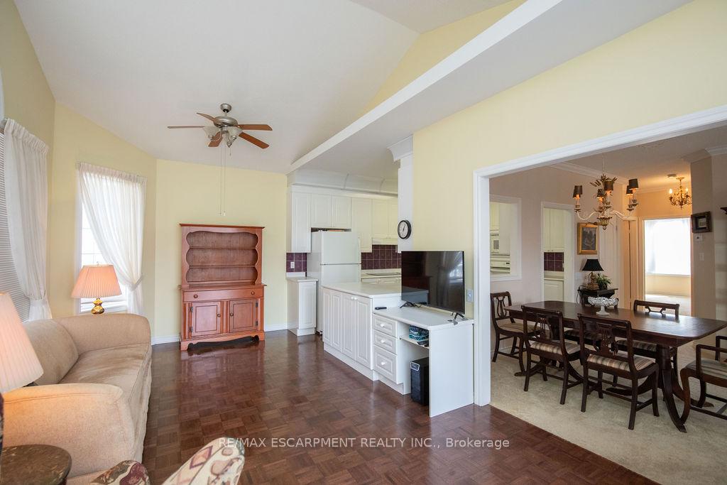 Photo 21 of 91 Silverbirch Boulevard, Hamilton, Villages of Glancaster — HOMEH
