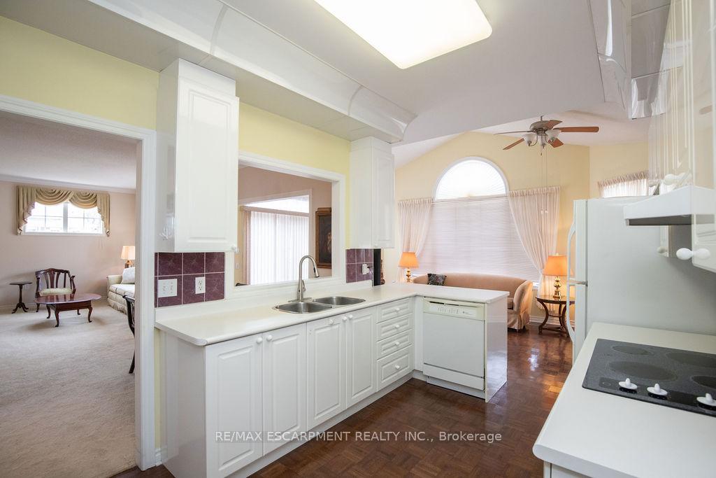 Photo 27 of 91 Silverbirch Boulevard, Hamilton, Villages of Glancaster — HOMEH