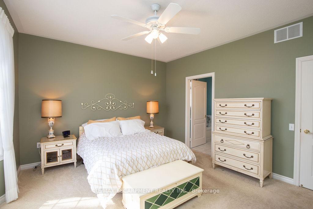 Photo 31 of 91 Silverbirch Boulevard, Hamilton, Villages of Glancaster — HOMEH