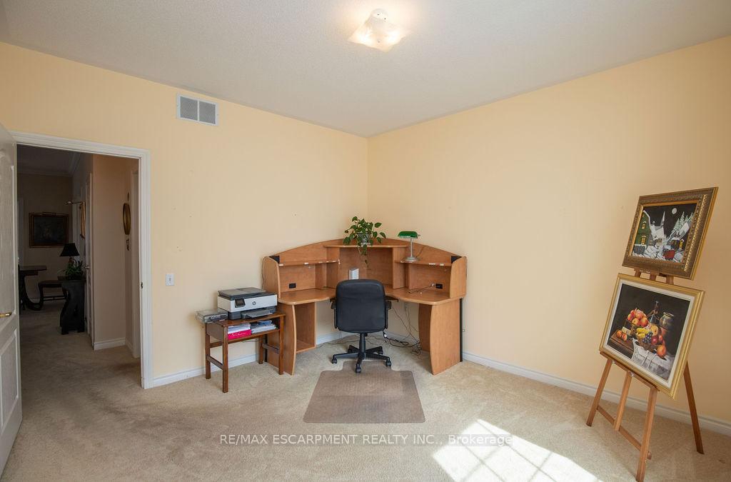 Photo 38 of 91 Silverbirch Boulevard, Hamilton, Villages of Glancaster — HOMEH