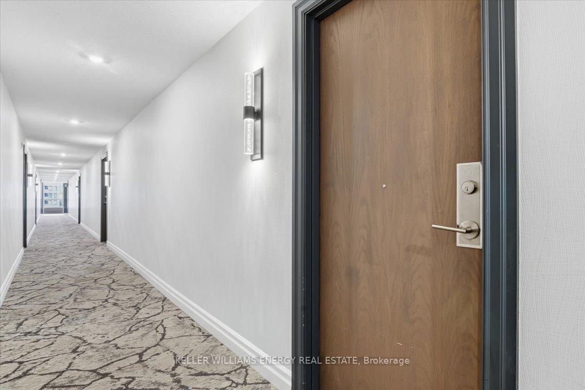 Photo 13 of Unit 907, 340 Watson Street W, Whitby, Port Whitby — HOMEH