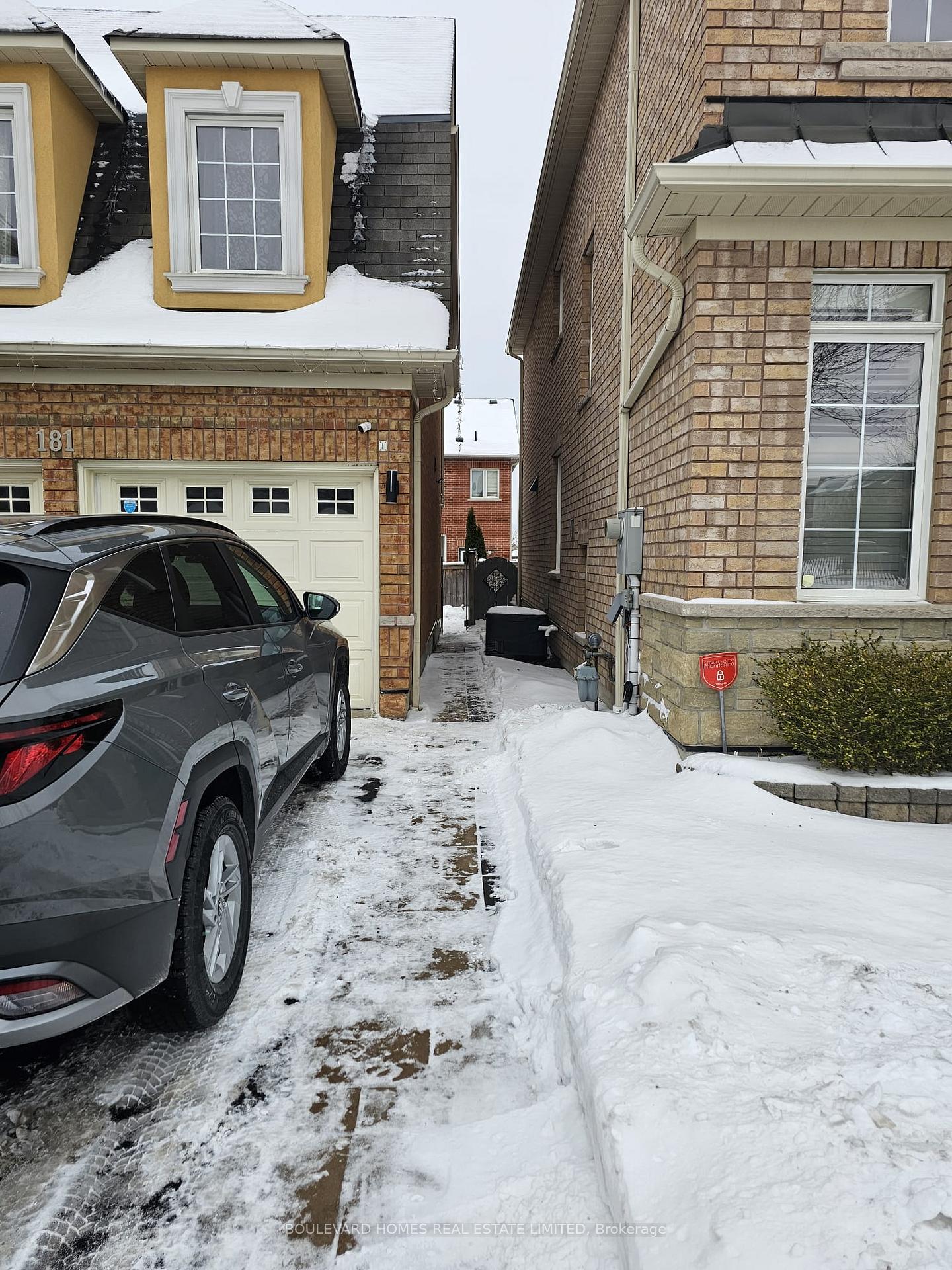 Photo 2 of 181 Williamson Drive E, Ajax, Northeast Ajax — HOMEH