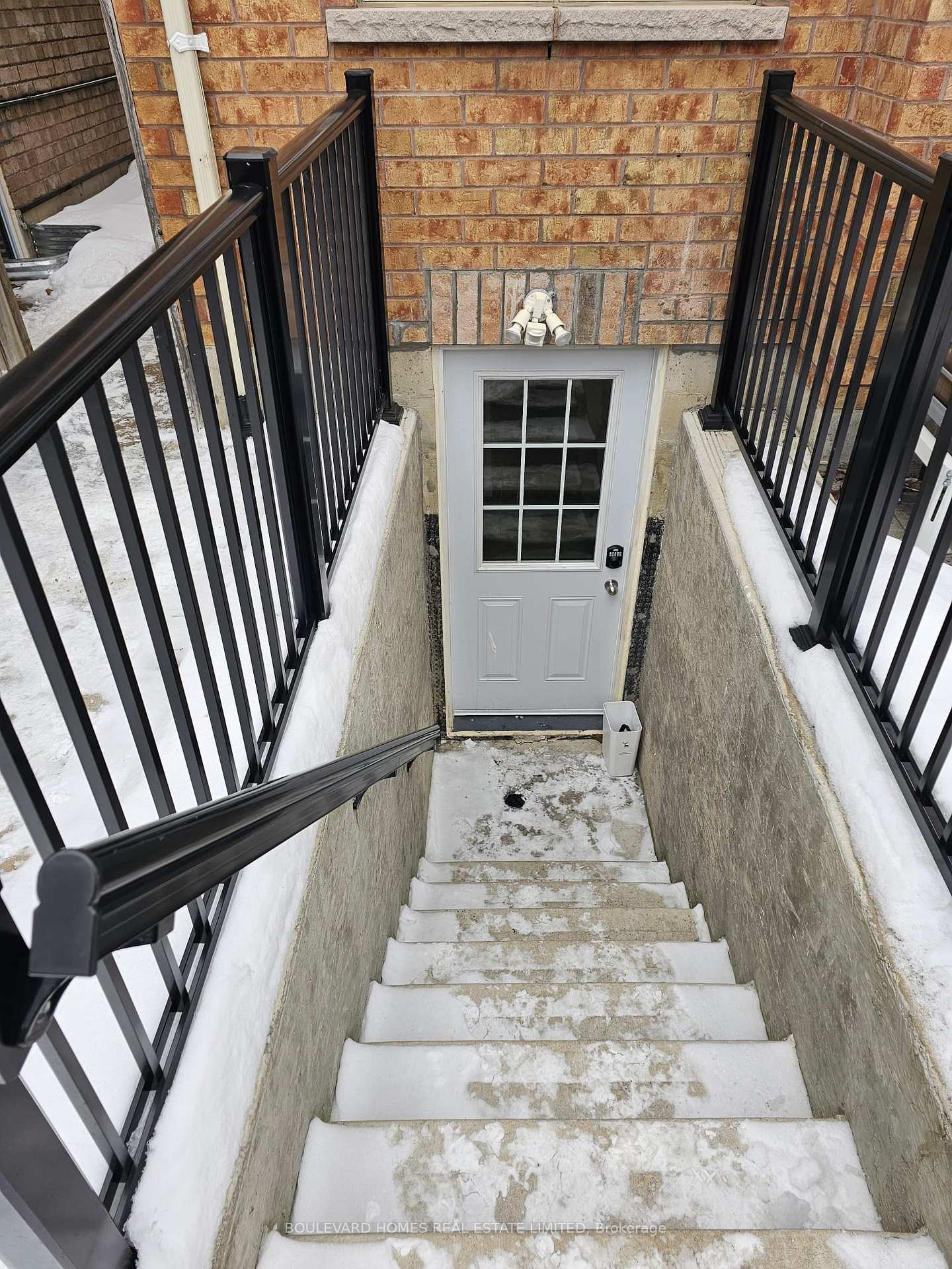 Photo 6 of 181 Williamson Drive E, Ajax, Northeast Ajax — HOMEH