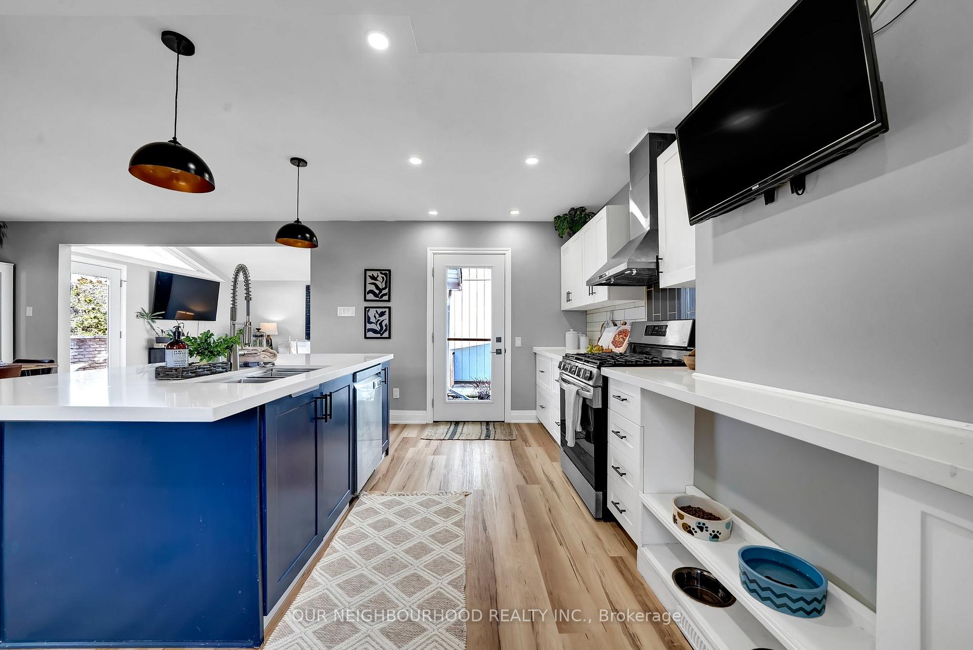 Photo 8 of 56 Lucas Lane, Ajax, South West — HOMEH