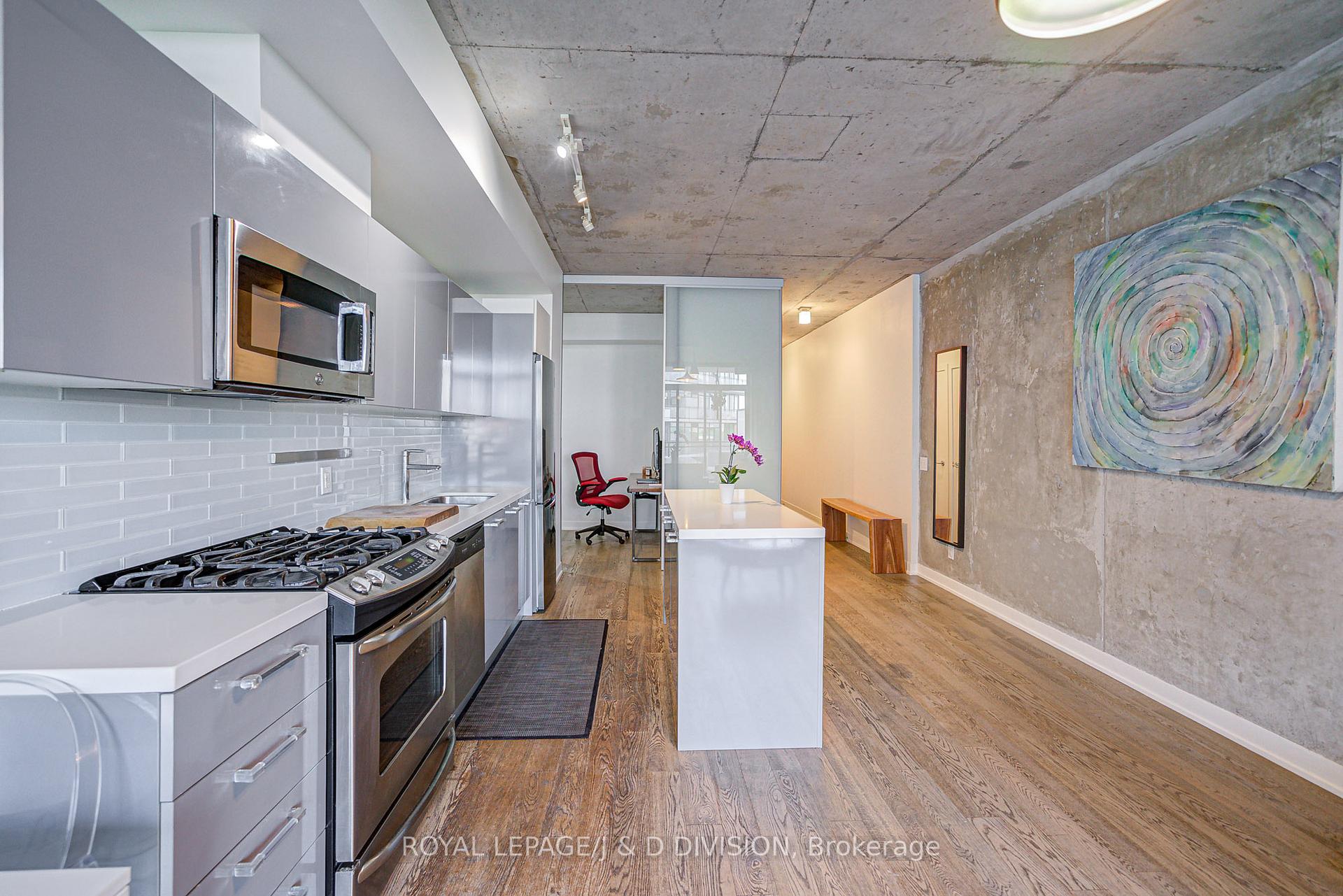 Photo 4 of Unit 810, 1201 Dundas Street E, Toronto, South Riverdale — HOMEH