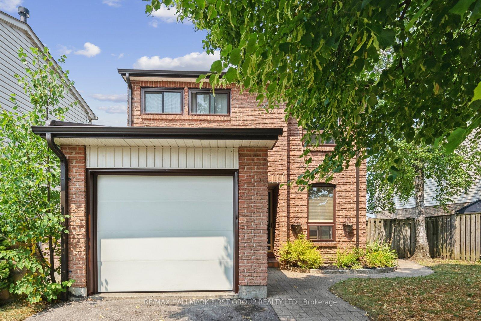 Photo 3 of Unit 1, 136 Rands Road N, Ajax, South West — HOMEH