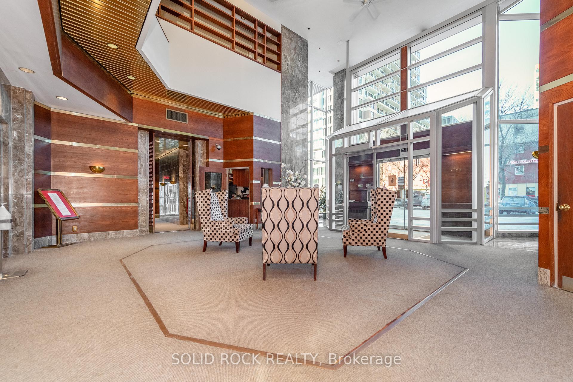 Photo 3 of Unit 805, 160 George Street, Ottawa, Lower Town/Byward Market — HOMEH