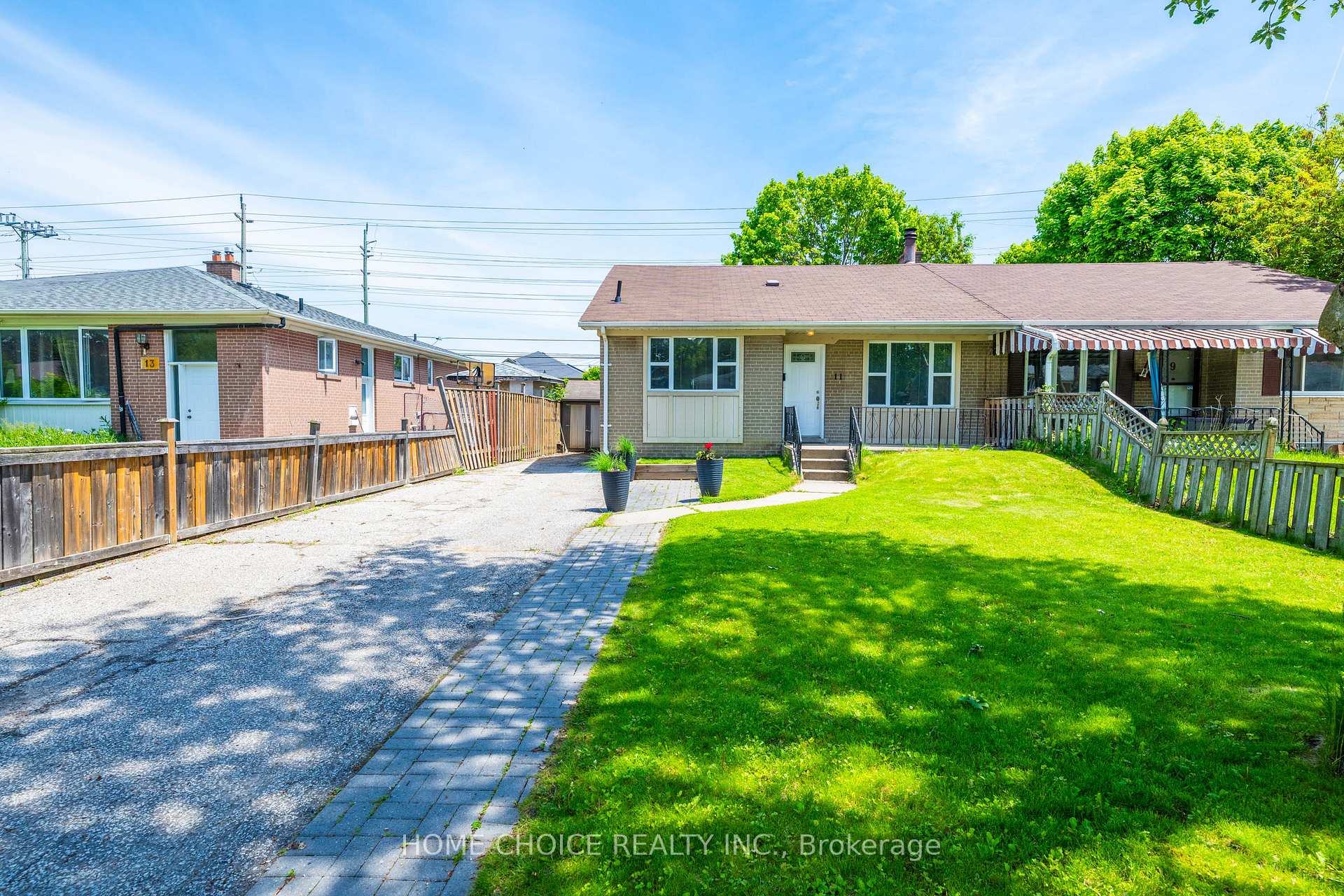 Front of 11 Thorncroft Crescent