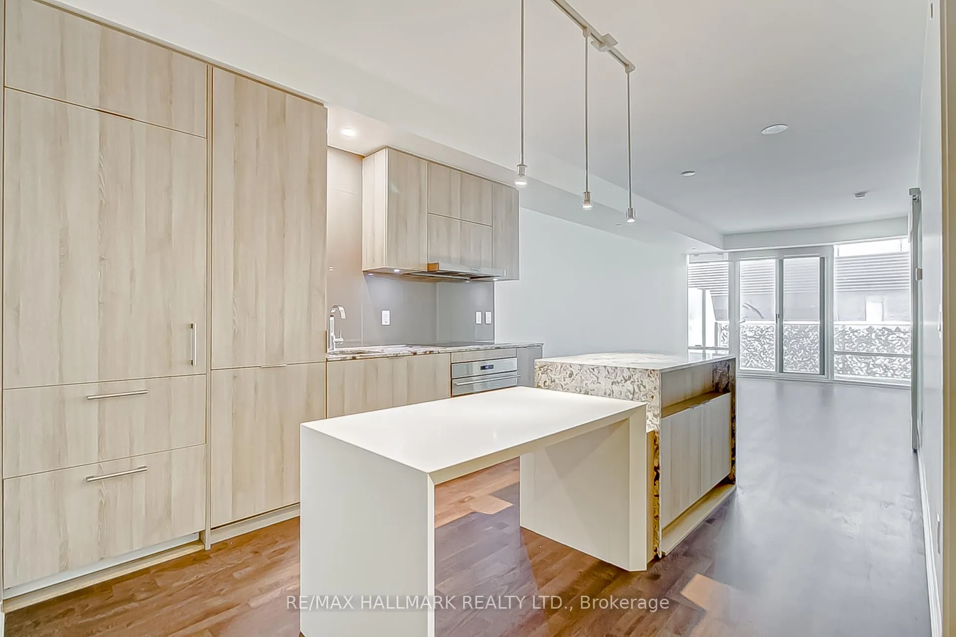 Photo 2 of Unit 314, 1 Bloor Street E, Toronto, Church-Yonge Corridor — HOMEH